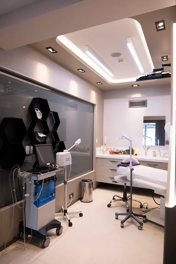 Recovery room